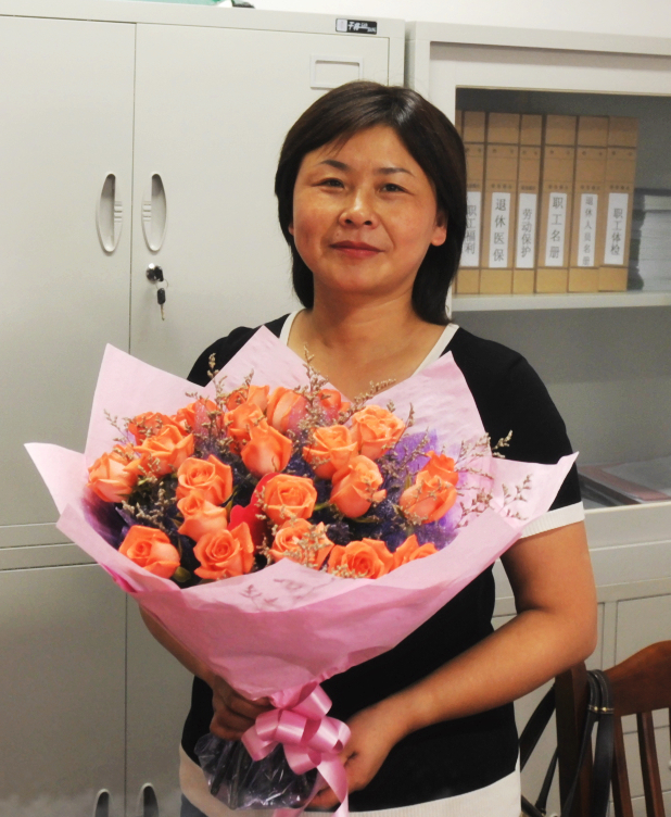 真诚待人 乐于奉献