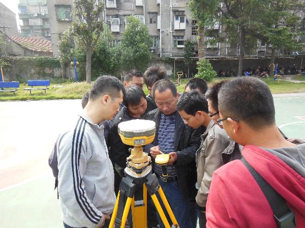 水文荆江局举办GPS RTK及全站仪测量培训班