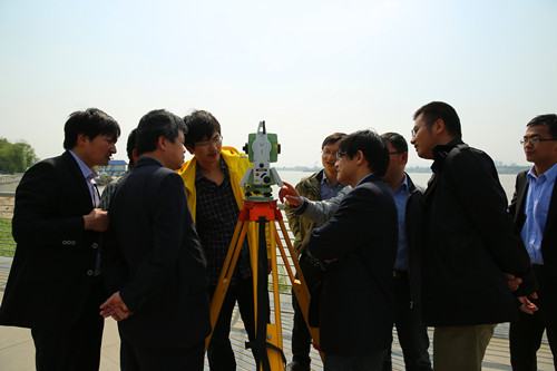 下游局举办Leica TS09型全站仪应用培训班